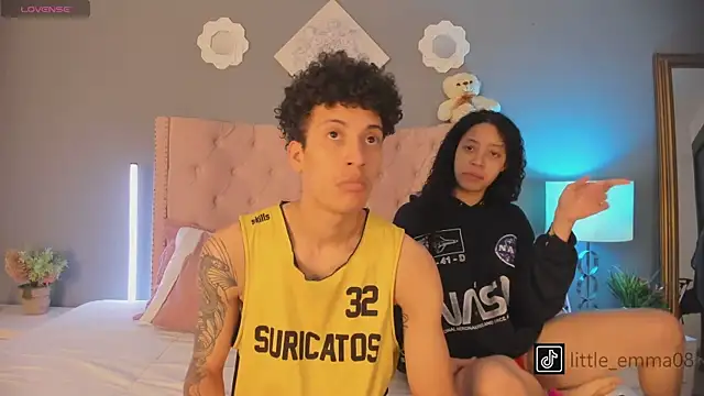 Joe And Emma online show from October 23, 9:32 pm