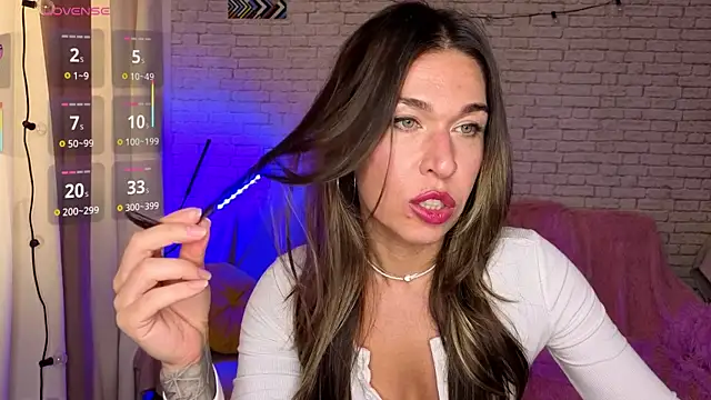 ReginaFoXXXy online show from September 30, 12:11 pm