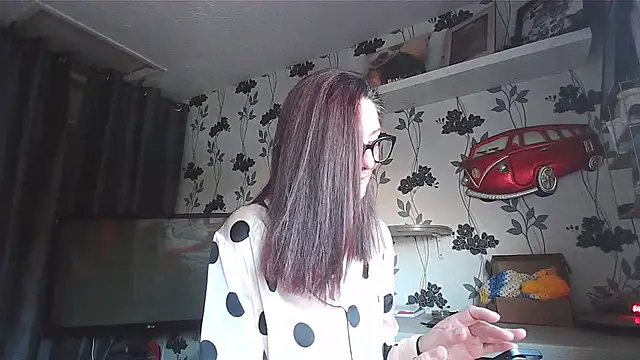 Mistress-Ivy51 online show from April 29, 5:10 am