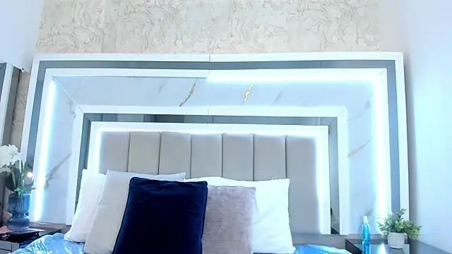 melodycharlotte online show from September 20, 12:03 pm