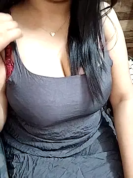 sassylisa online show from April 17, 6:26 am