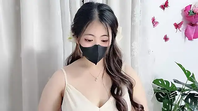 Amelia-babee online show from April 1, 1:41 pm