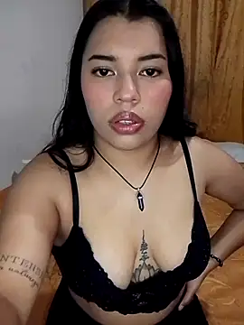 Naomi-Simpson online show from January 17, 9:22 pm