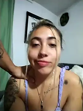  ManuVeelez online show from October 7, 2:27 am