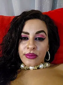 ShineBright88 online show from December 14, 9:20 pm