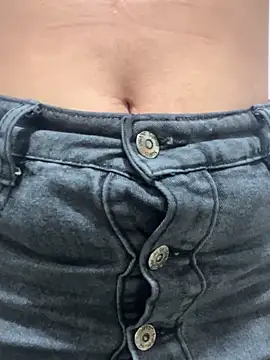 johanageminis online show from November 5, 1:00 am