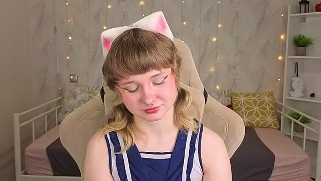 Tori Cutie online show from June 6, 12:06 am