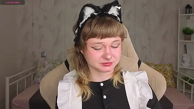 Tori Cutie online show from June 4, 12:16 am