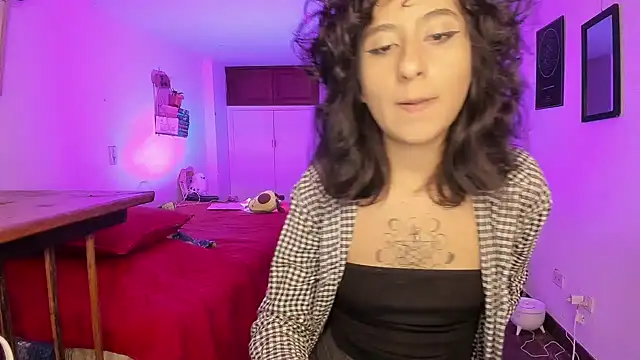 atenea dragon   online show from October 21, 9:30 pm