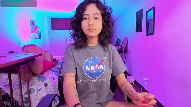 atenea dragon   online show from September 12, 9:22 pm