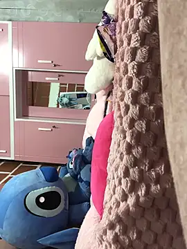 Rachellcooperrr online show from February 26, 2:10 am