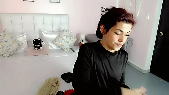 nathalialoes1 online show from November 29, 6:56 pm