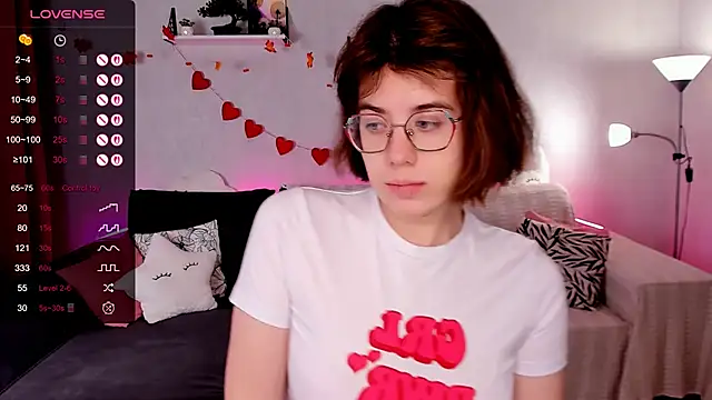 BellaCaress online show from November 29, 2:48 am