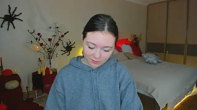 AlluringLookk online show from October 25, 4:42 am