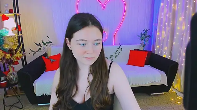 AlluringLookk online show from April 15, 4:51 pm