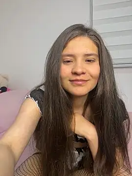 Emilyybennet  online show from September 20, 5:06 am