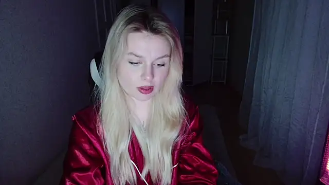 AngelicaHollywood online show from January 16, 6:15 pm