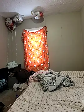 chocolate bella online show from February 3, 3:17 pm