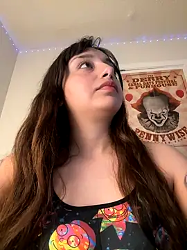 CharmingMaddie online show from October 17, 11:19 pm