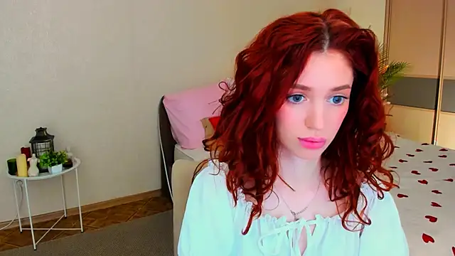 ChristinaConteeree online show from June 26, 8:21 pm