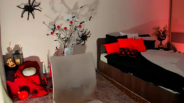 ChristinaConteeree online show from October 31, 6:01 pm