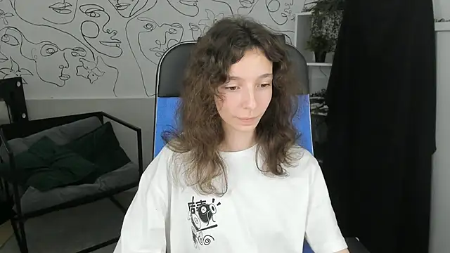 EmmanuellBrown online show from September 11, 1:55 pm