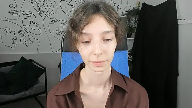 EmmanuellBrown online show from September 9, 1:33 pm