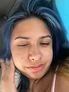 lynn9000 online show from June 17, 9:05 pm
