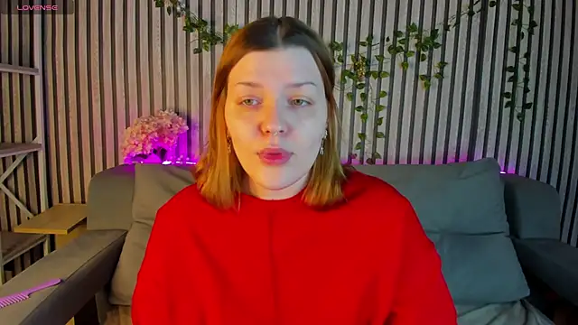 Michele Greenn online show from February 2, 1:15 am