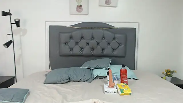 Janne  online show from September 24, 5:17 am