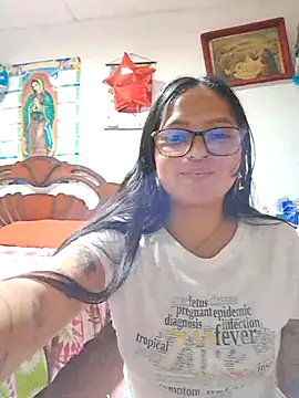 LunaHot 777 online show from December 23, 2:48 am