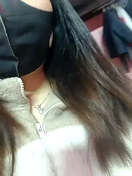 NguyenMyy online show from January 16, 2:46 pm