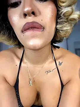 MystiqueXXX online show from February 20, 1:12 pm