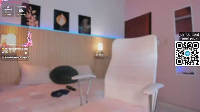 Sirenita petitexoxo online show from October 15, 1:14 pm