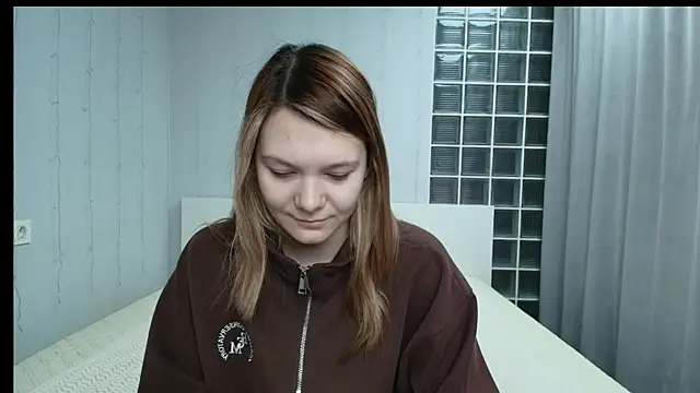 Sunny Sammy online show from March 29, 1:15 am