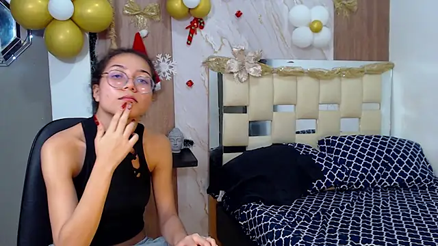 fire and moon online show from November 17, 1:50 am