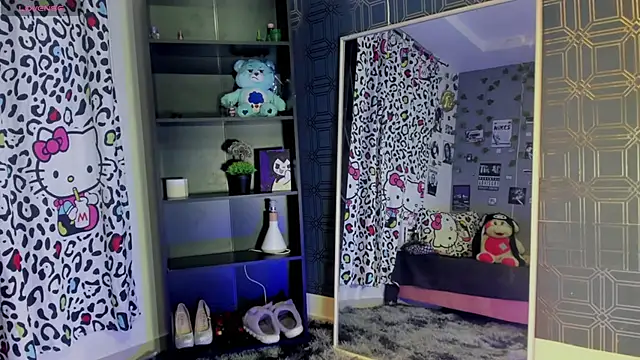 thania 777 online show from October 28, 4:18 am