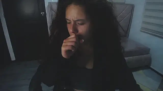 Velvet Moon V online show from October 8, 1:15 pm