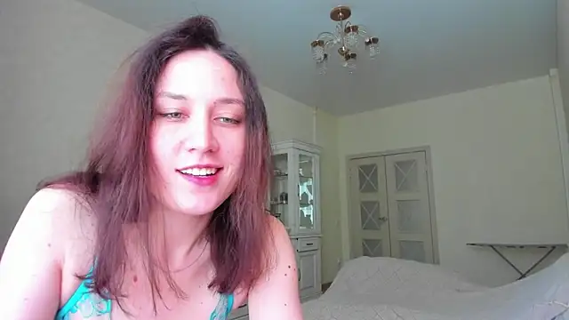 Mary Queeny online show from May 2, 9:45 am