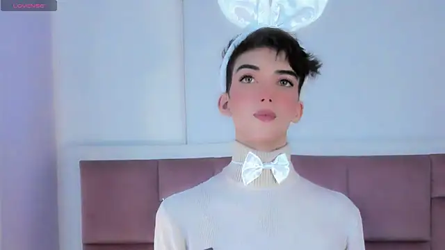 Baby FenixTS online show from October 28, 6:19 am