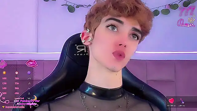 Baby FenixTS online show from March 18, 5:34 am