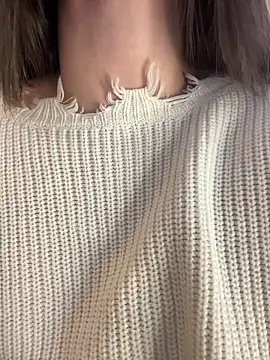 karinasantos  online show from March 13, 2:07 pm