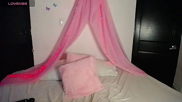 ms ivanna online show from December 20, 10:36 pm