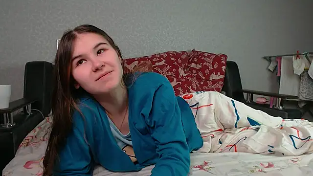litle owl online show from June 4, 1:55 am