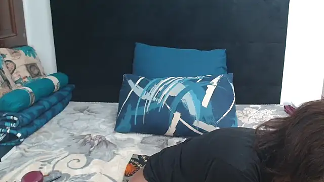 CreamySexyPussy online show from November 23, 8:16 am