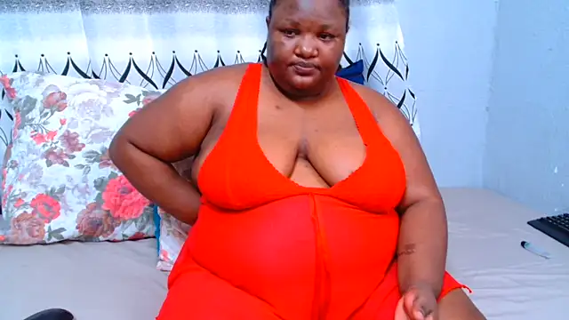 ChubbyBoobsxxx online show from March 14, 8:37 am