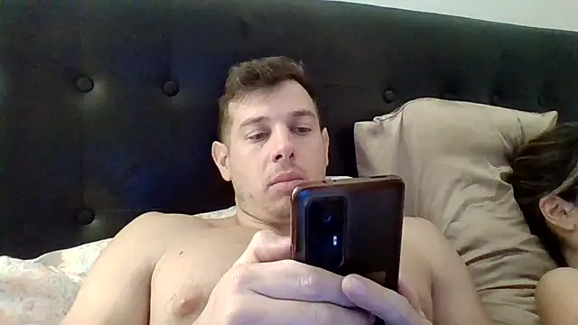 Snapshot of luca23millo90 chatting on October 23, 4:07 am luca23millo90 online show from October 23, 4:07 am