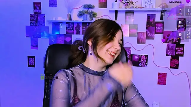 lilith diva online show from March 18, 8:03 pm