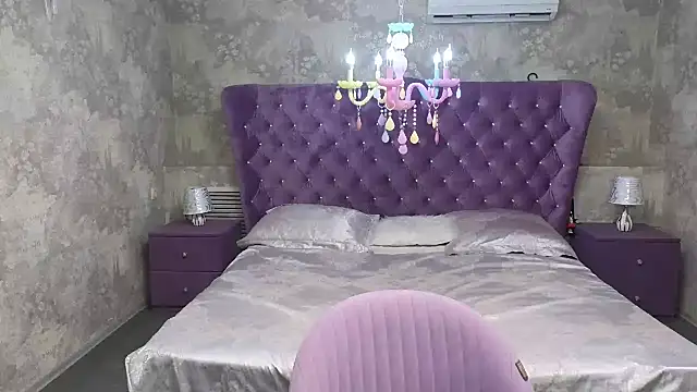 Anna Kenann online show from October 8, 7:24 am