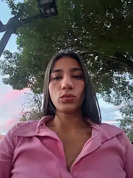 -juicy  online show from June 28, 11:22 pm